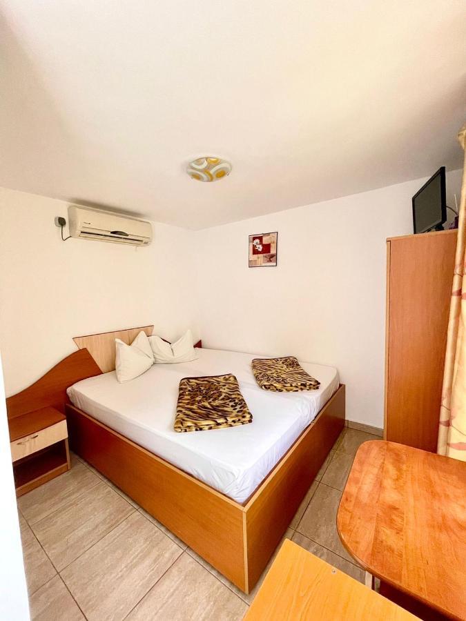Vila Sibel Костинешти Экстерьер фото