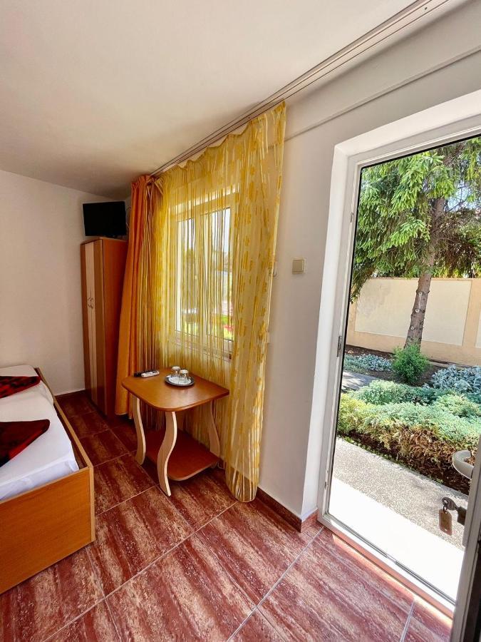 Vila Sibel Костинешти Экстерьер фото